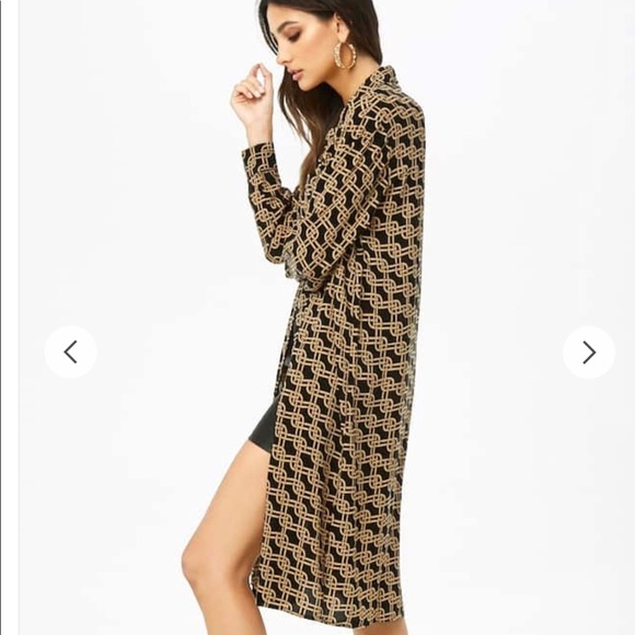 Chain Print Longline Shirt - Picture 3 of 6